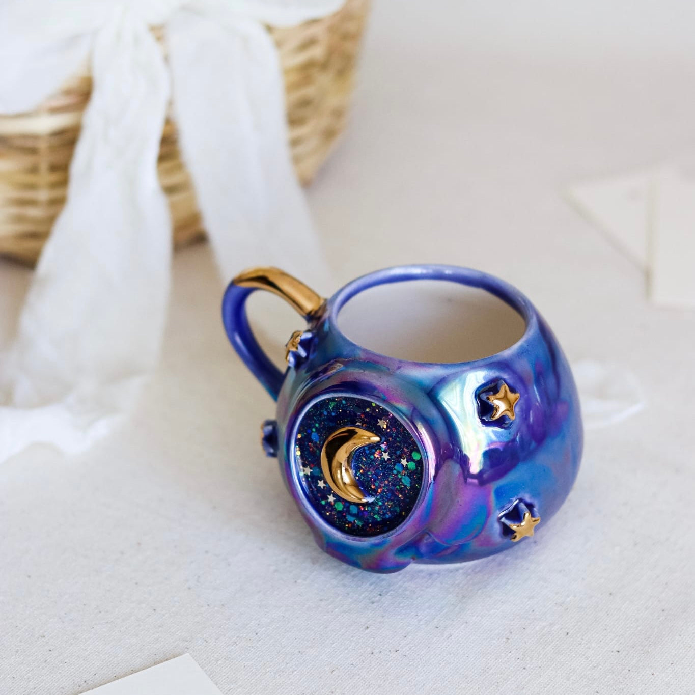 Lila Tasse „Magic Moon“ (Limitierte Auflage)