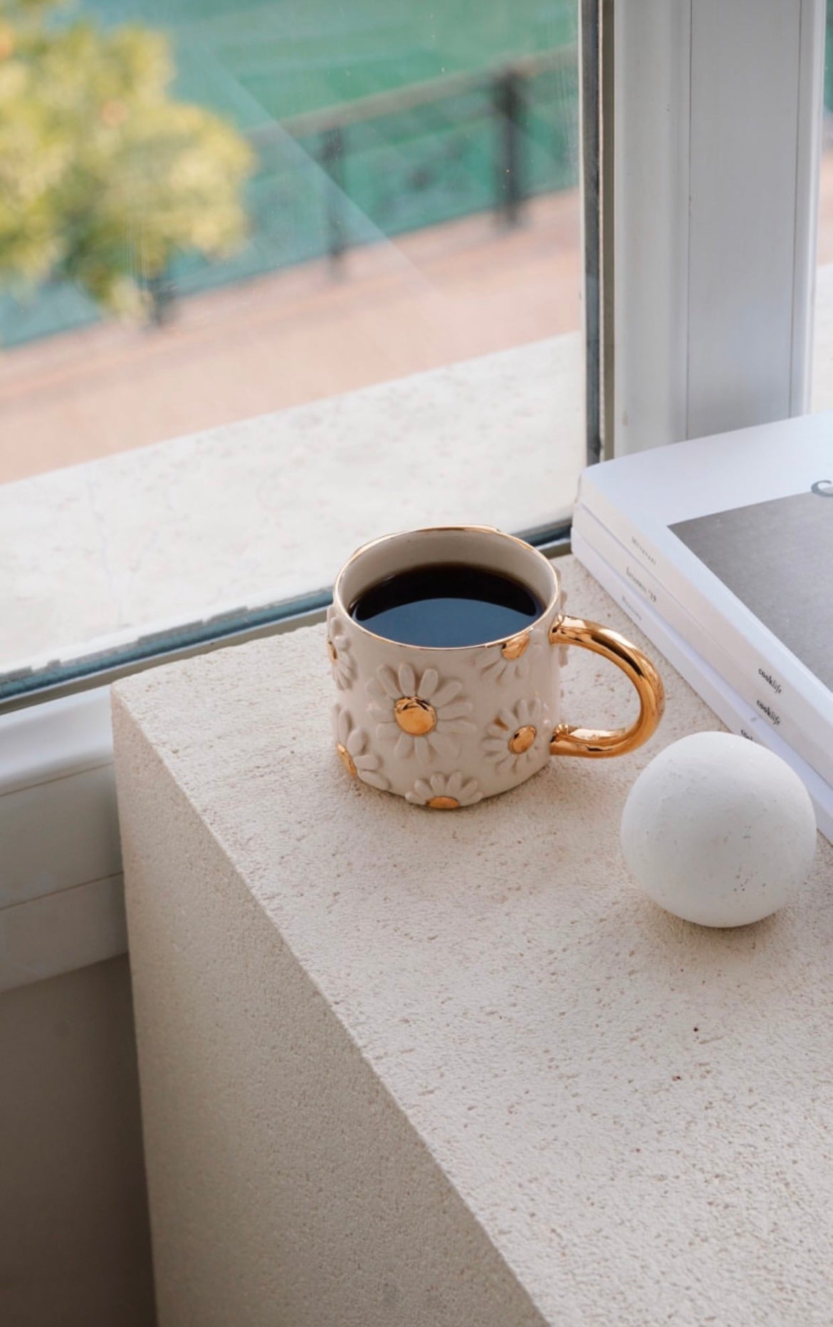 Große Daisy-Tasse (Limitierte Auflage)