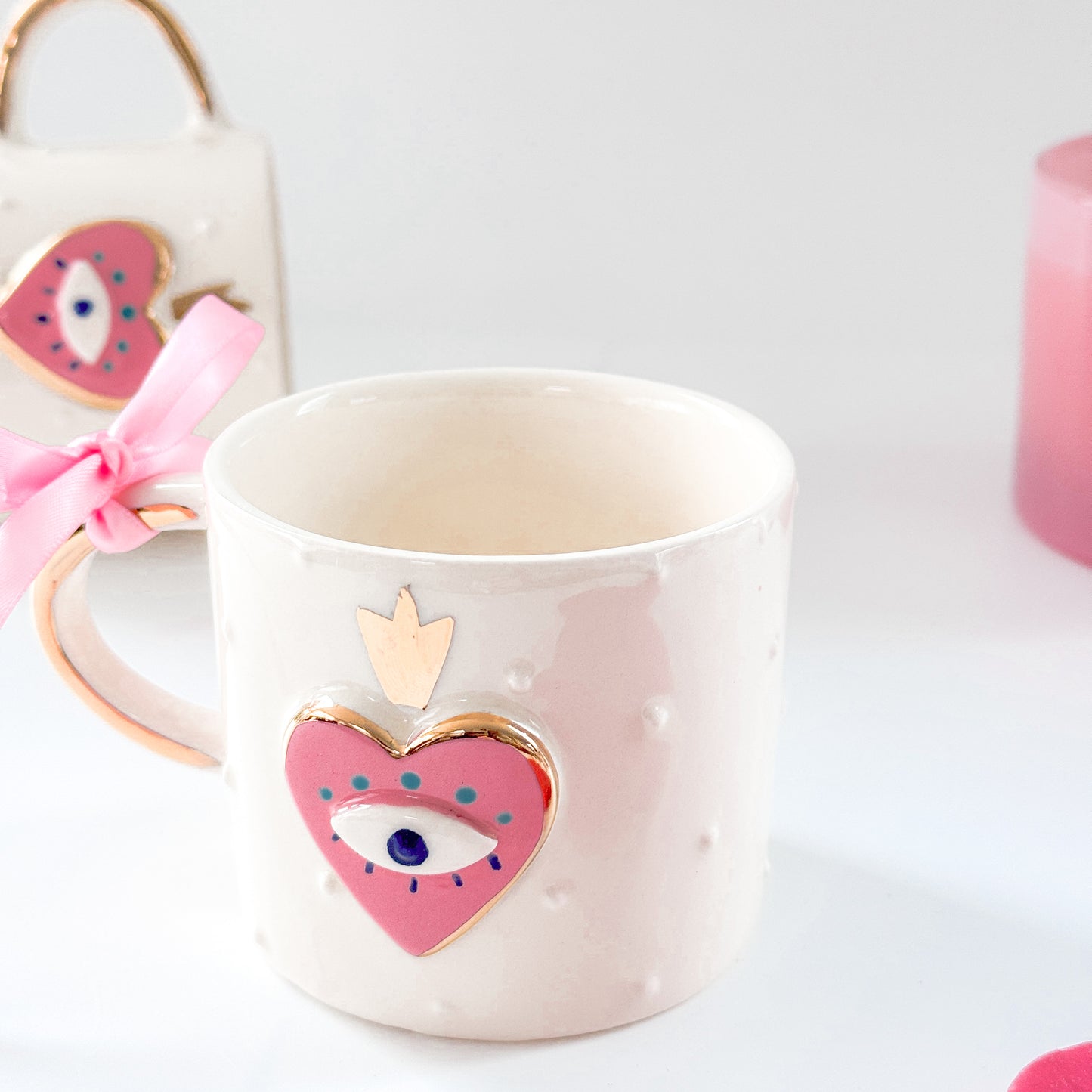 Queen Nazar Pink mug