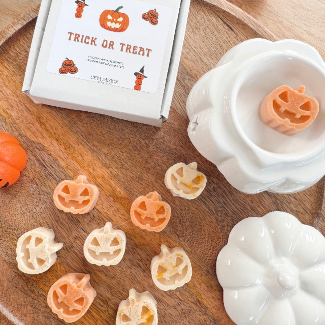 Pumpkin White Star Wax Melt Autumn / Halloween Burner