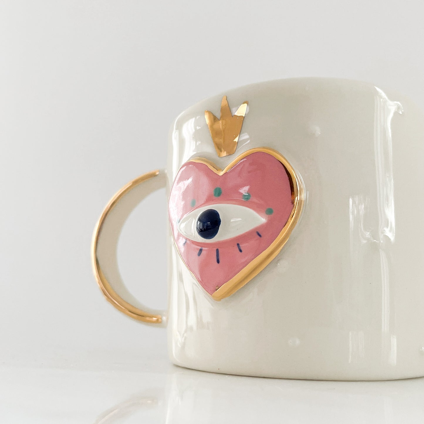 Queen Nazar Pink mug