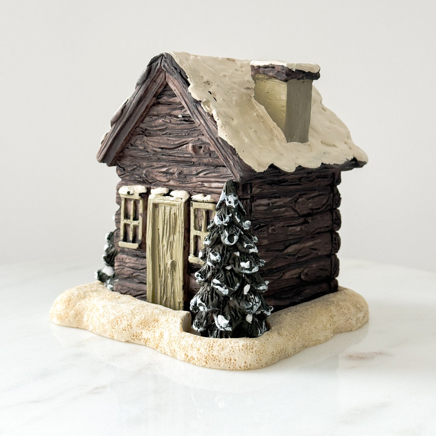 Winter Snow House Incense Cone Burner - incl. 2 x incense cones