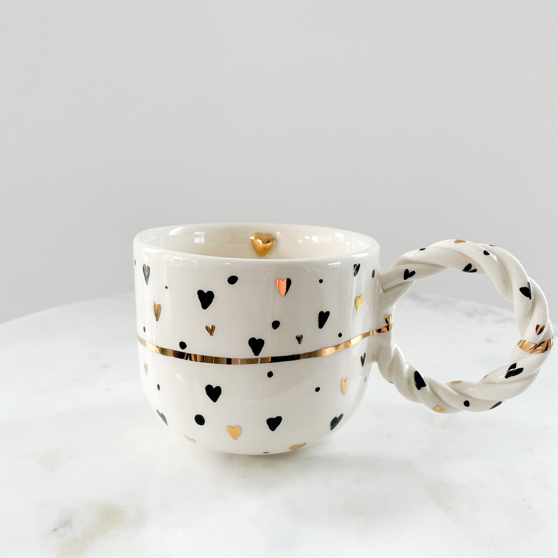 Black Gold Hearts Mug 