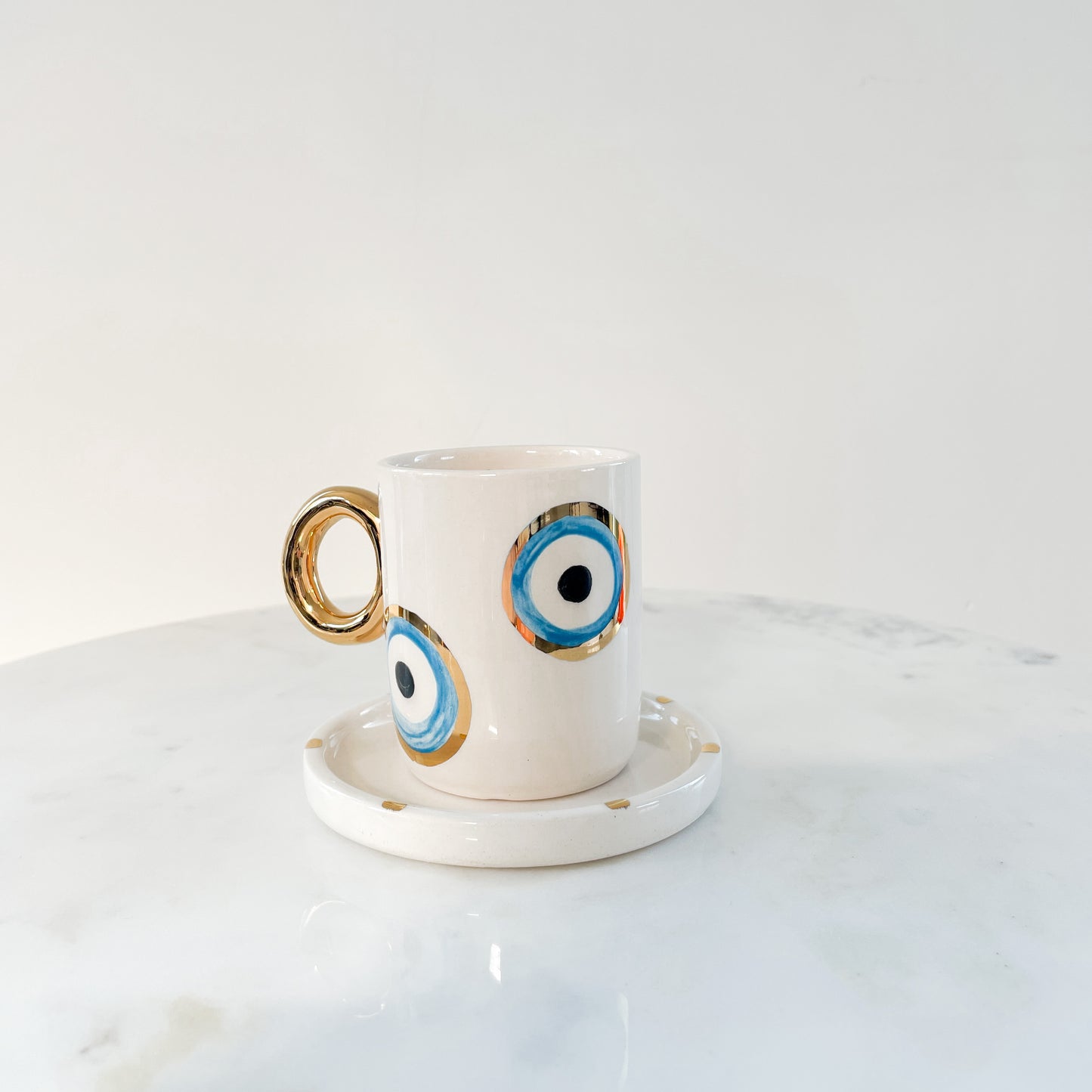 Big Light Eyes Cup