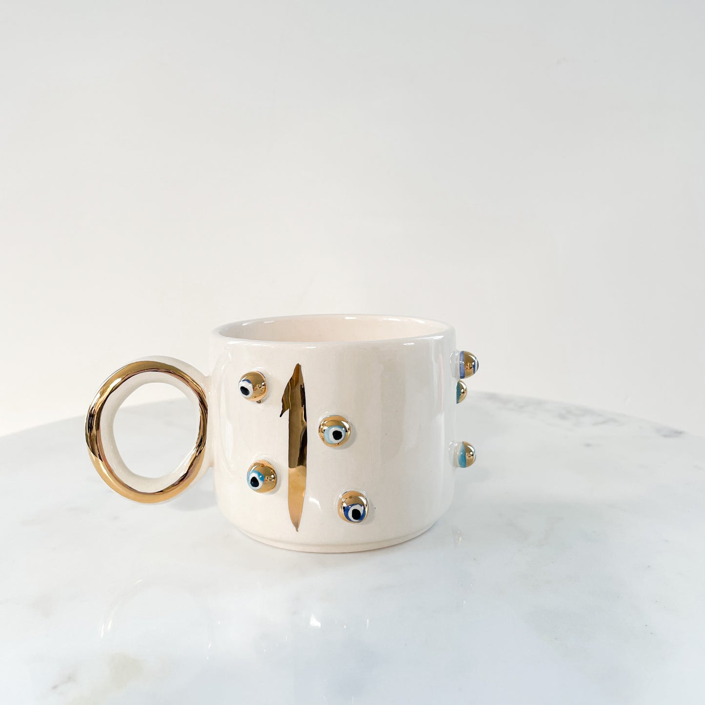 Line Eyes Mug